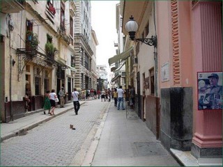 Calle Obispo cerca del Apartamento Ricardo