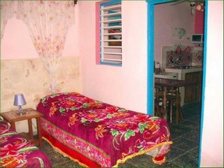 Habitacion doble con dos camas en el Apartamento Ileana