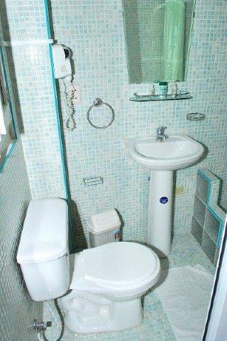 Baño en una de las habitaciones de la Casa Ariam