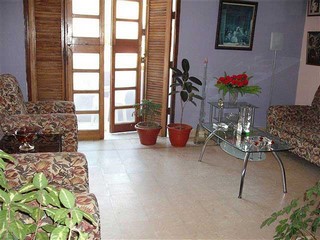 Salon de estar de la Casa Raul y Consuelo en la Habana